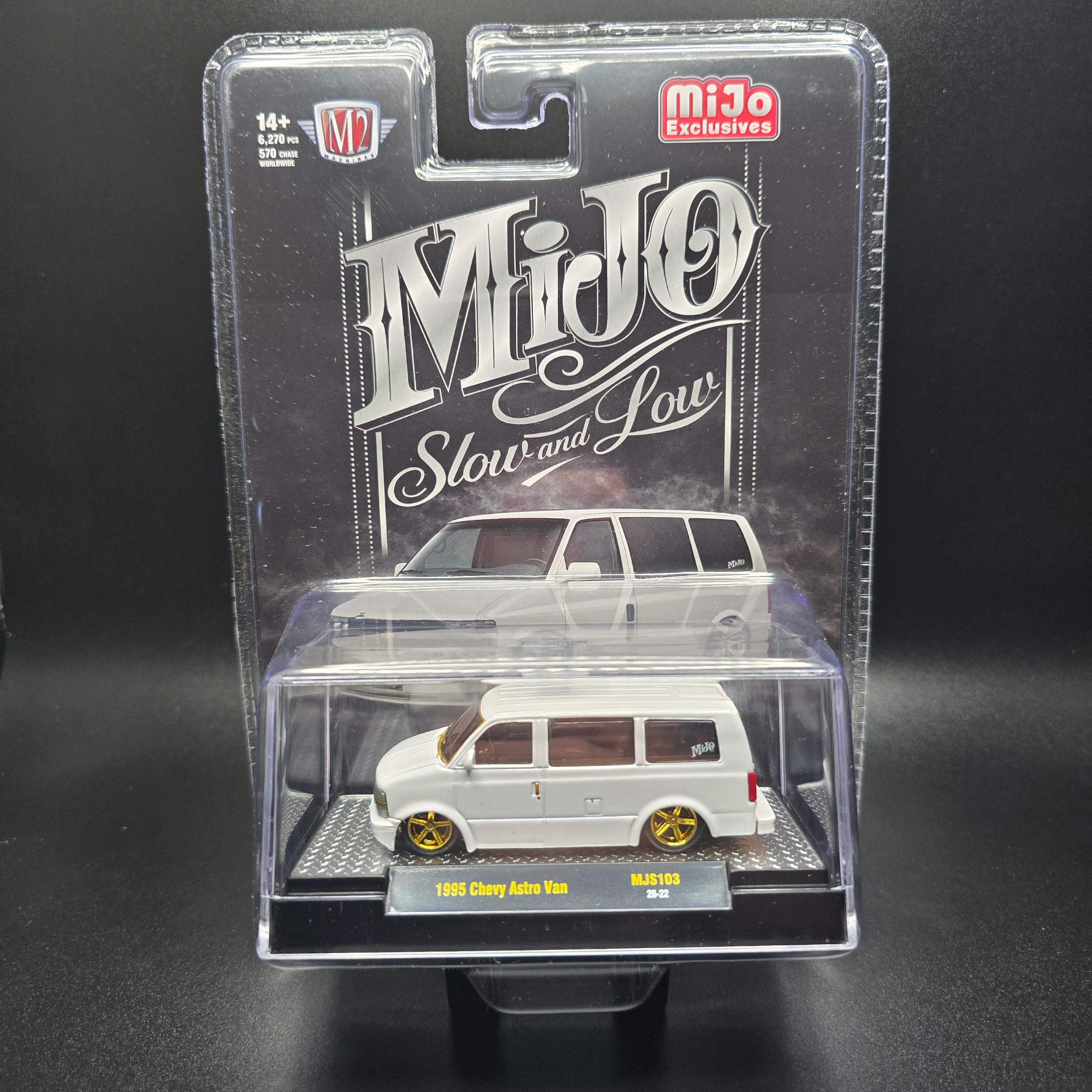CHASE* M2 Machines 1:64 1995 Chevrolet Astro Van Custom Slow & Low