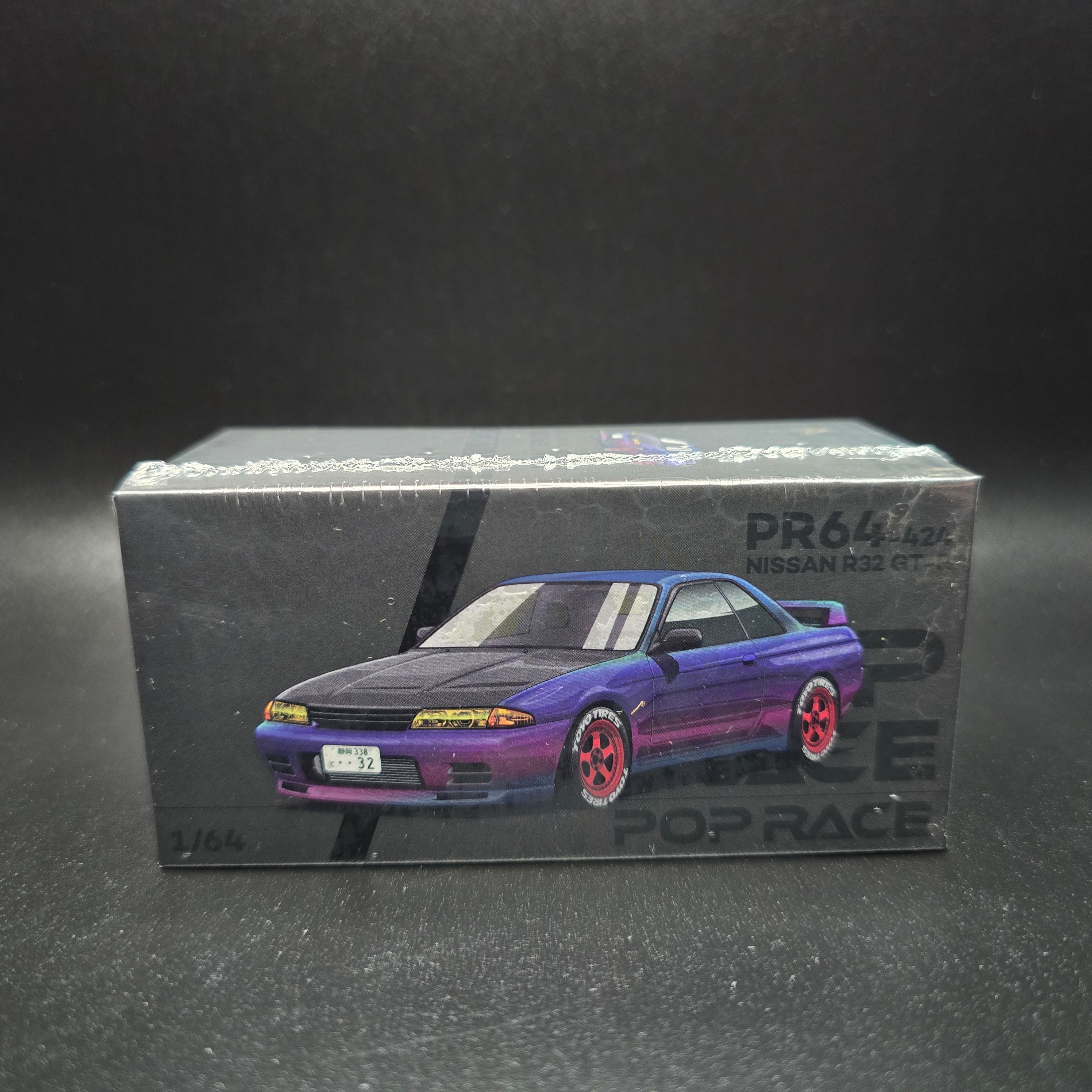 POP RACE 1/64 SKYLINE GT-R R32 Magic Chrome VANCOUVER Edition PR640424