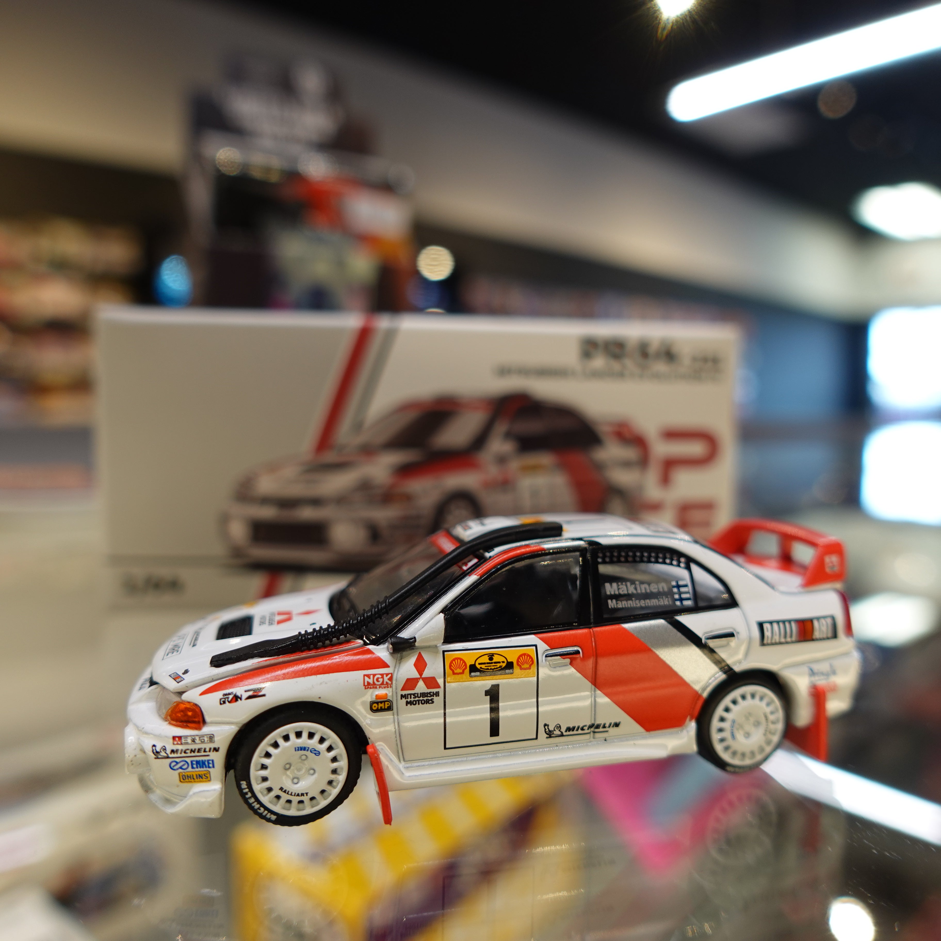 Pop Race PR64-231 Mitsubishi Lancer Evolution IV 1/64 Scale