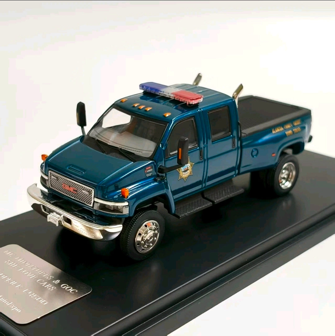 Limited Edition 1:64 GMC Topkick Singapore Autoexpo 2025