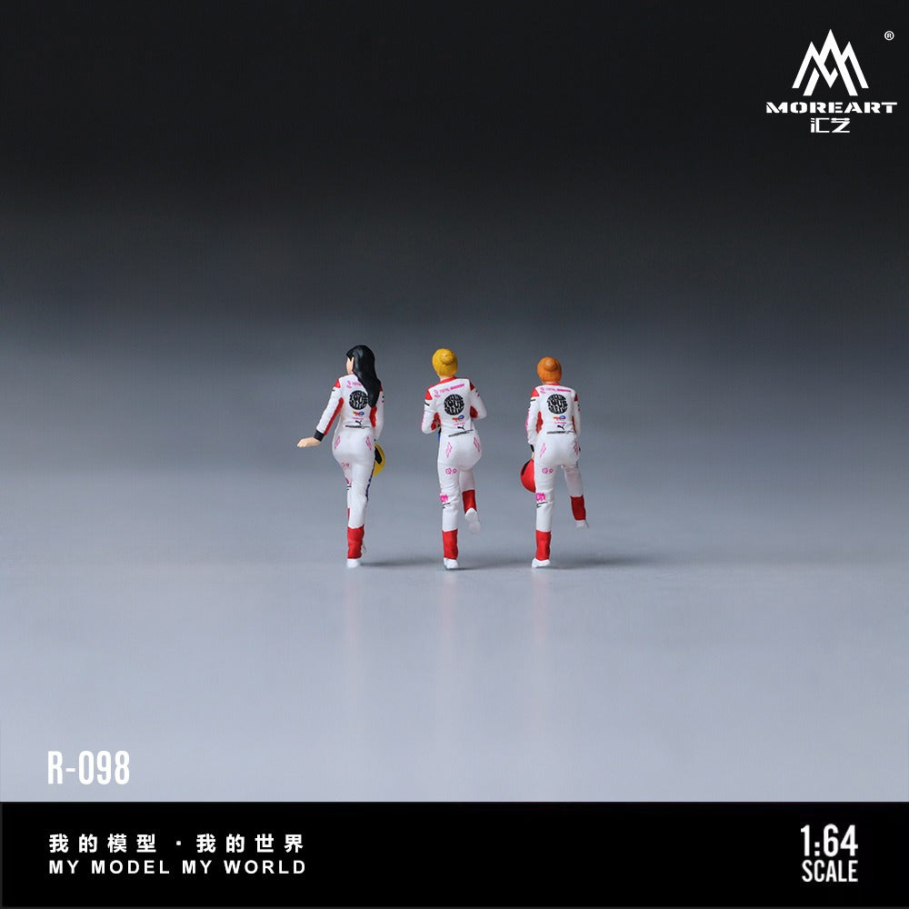 MoreArt 1:64 Iron Dames Racing Driver Doll Set - Realistic Resin Model