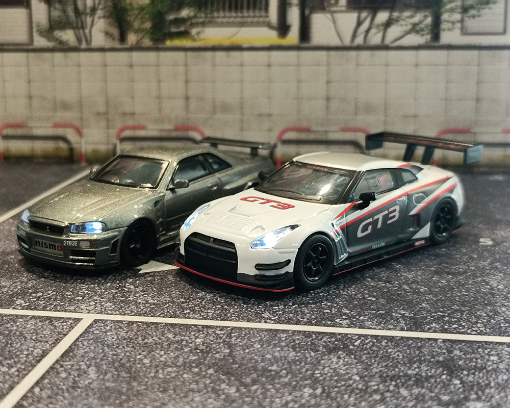 Kyosho 1:64 Nissan GT-R Nismo GT-3 Presentation with MOTN LED Base Compatible – (Power base not included)