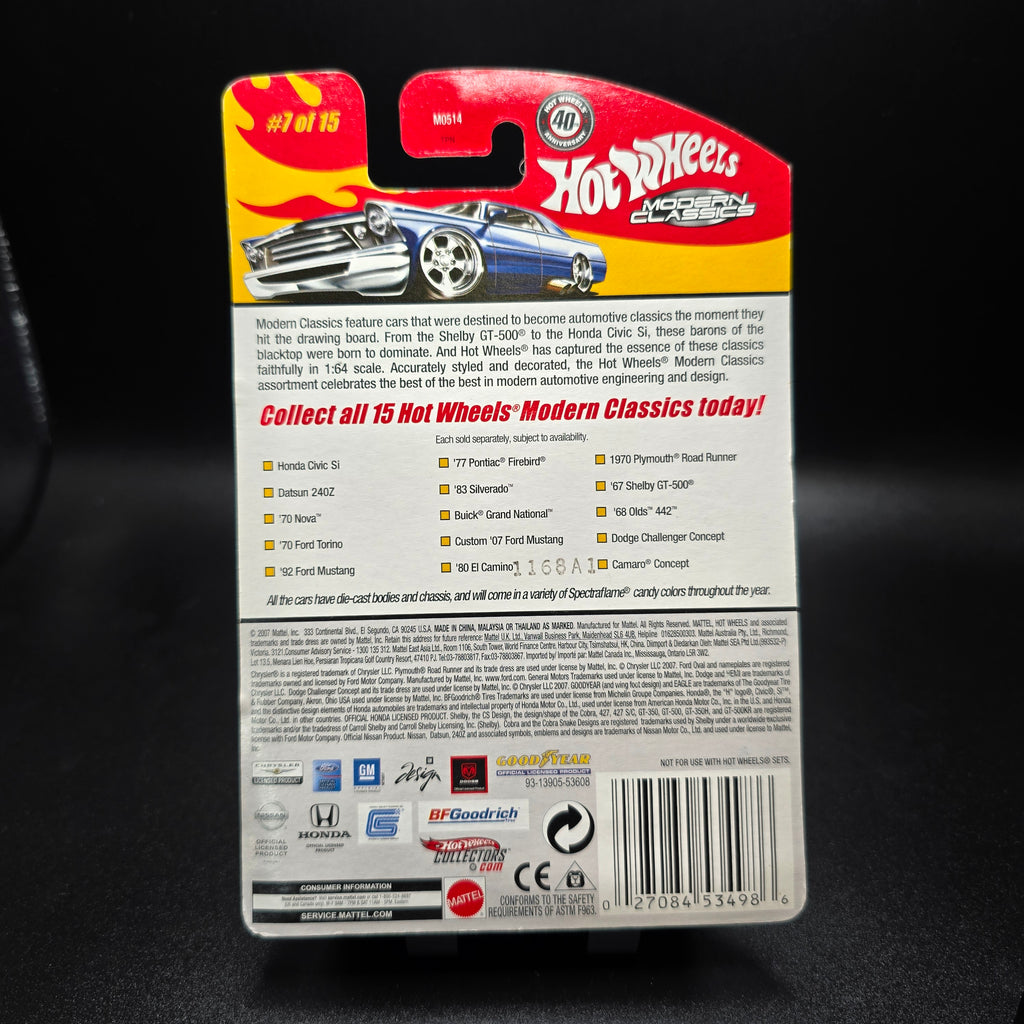 Hot Wheels Modern Classics 83 Silverado with Case