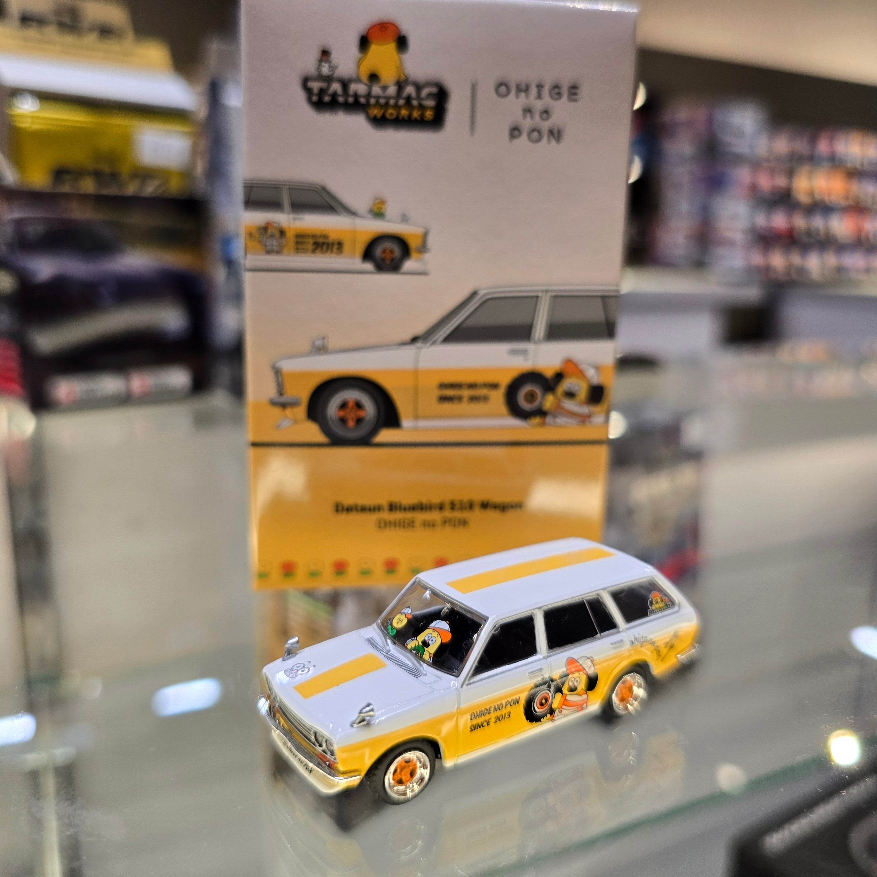 TARMAC WORKS GLOBAL64 1/64 Datsun Bluebird 510 Wagon OHIGE no PON T64G-026-ONP