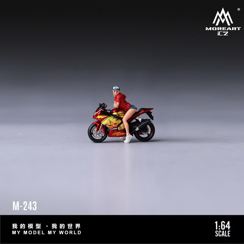 MoreArt 1:64 McQueen Suzuki Motorcycle Trendy Woman Figure Set Resin Model