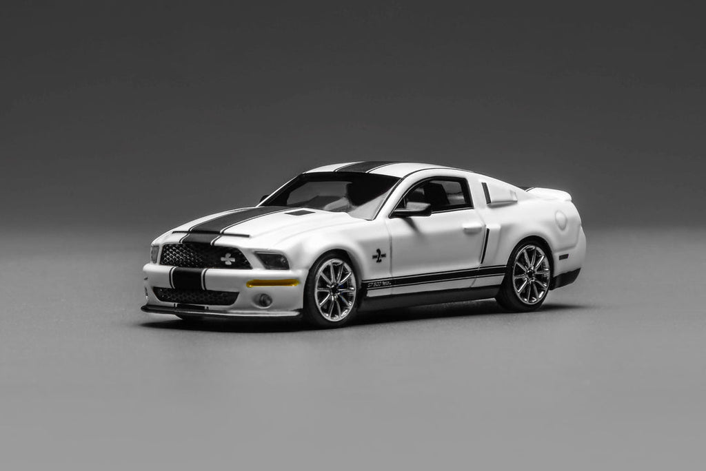 Motorhelix x Greenlight 1/64 Ford Mustang Shelby GT500 2007 WHITE GL-1251006A