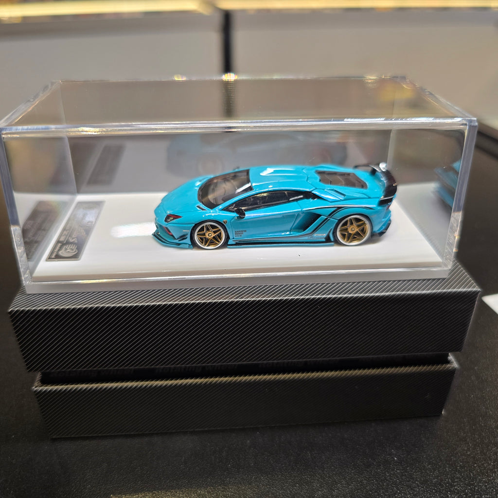 Rotating Wheel (RW) 1/64 Die-cast Model: Rowen Aventador S