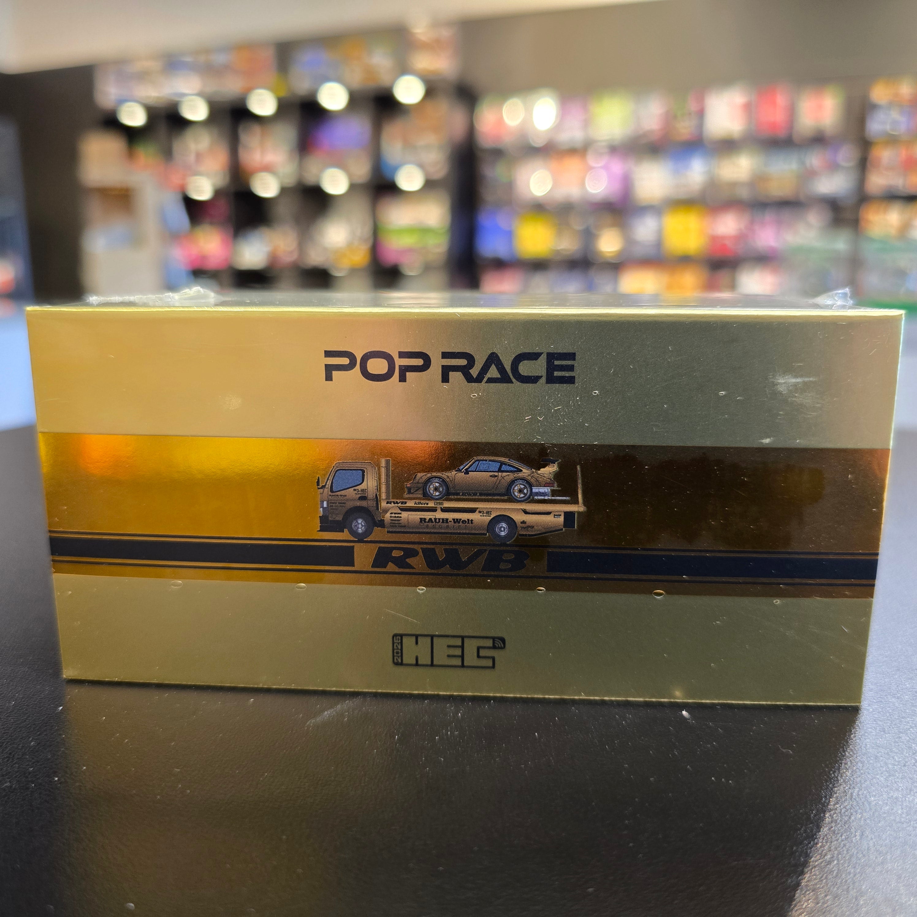 POPRACE 1/64 RWB 930 and FUSO Truck GOLD Set HEC 2026