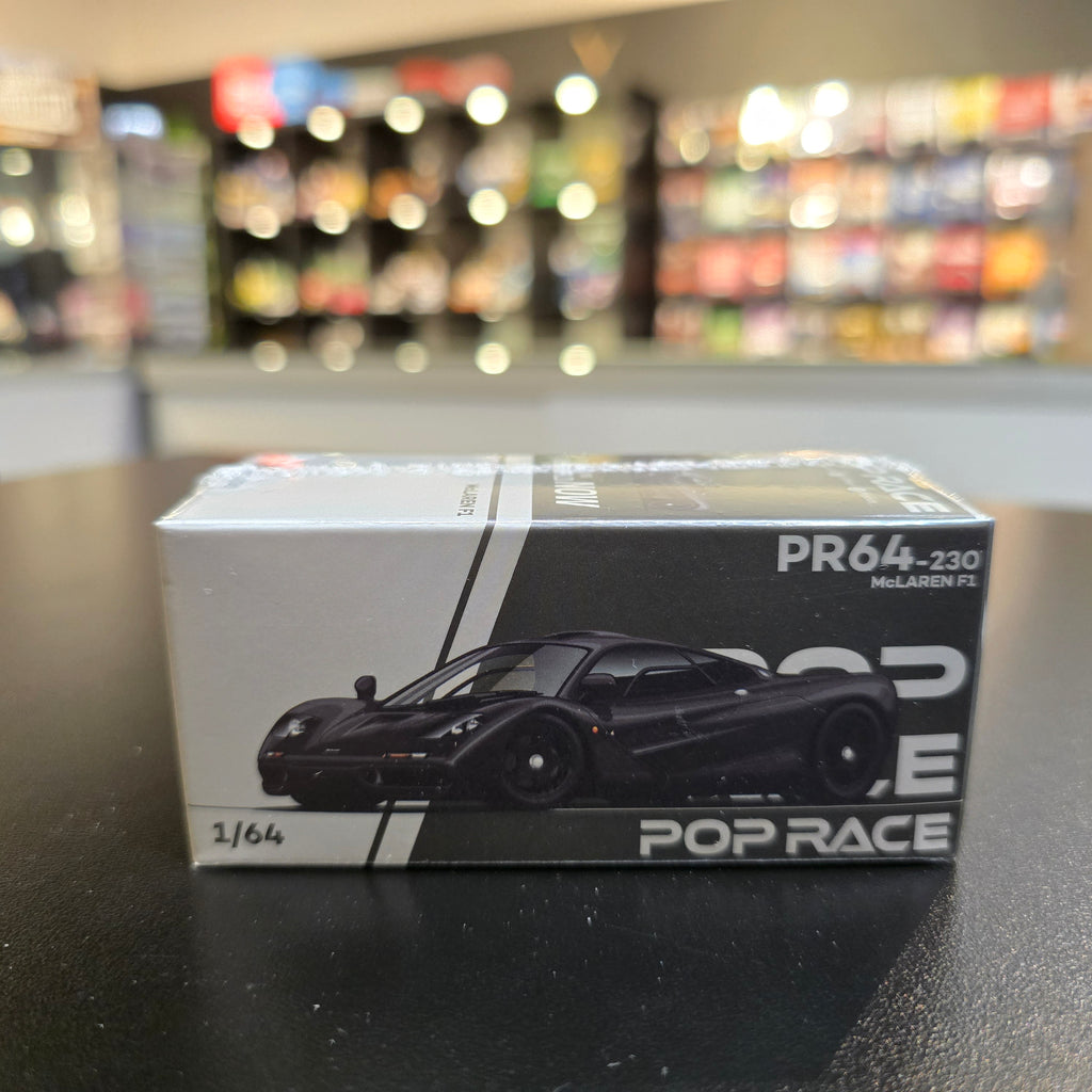 Pop Race 1:64 McLaren F1 – Jet Black – PR640230/BLACK
