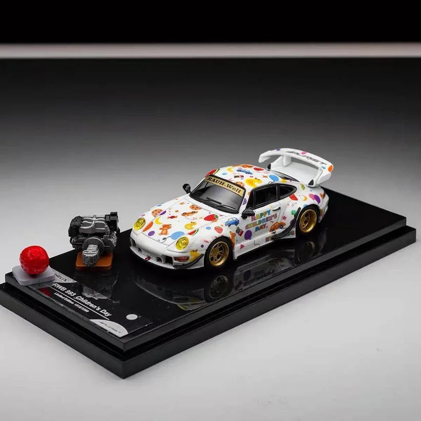 MOTORHELIX 1/64 RWB 993 Children’s Day Limited Edition M62210