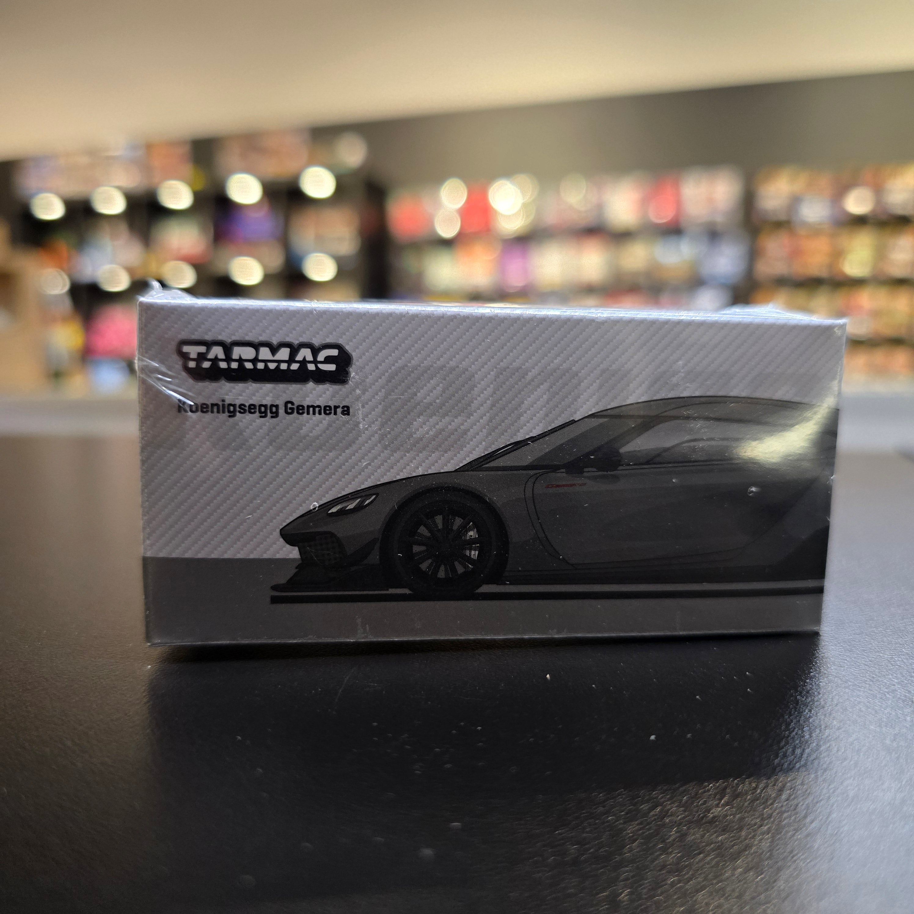 TARMAC WORKS GLOBAL64 1/64 Koenigsegg Gemera Grey T64G-TL053-GY