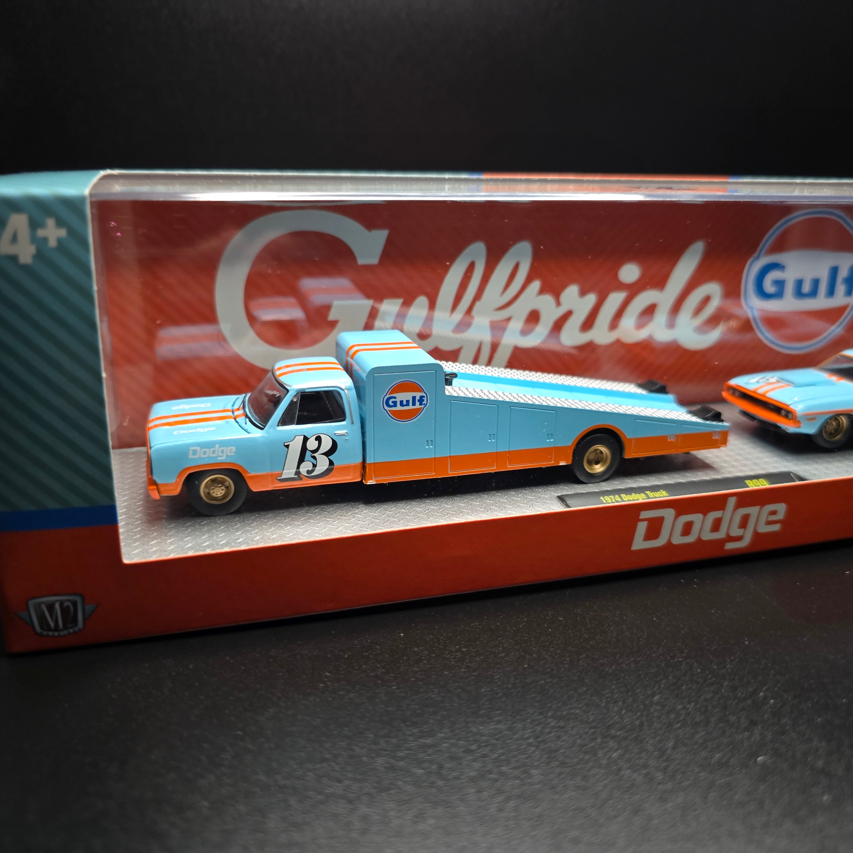 M2 Machines 1974 Dodge Truck & 1970 Dodge Challenger T/A R99