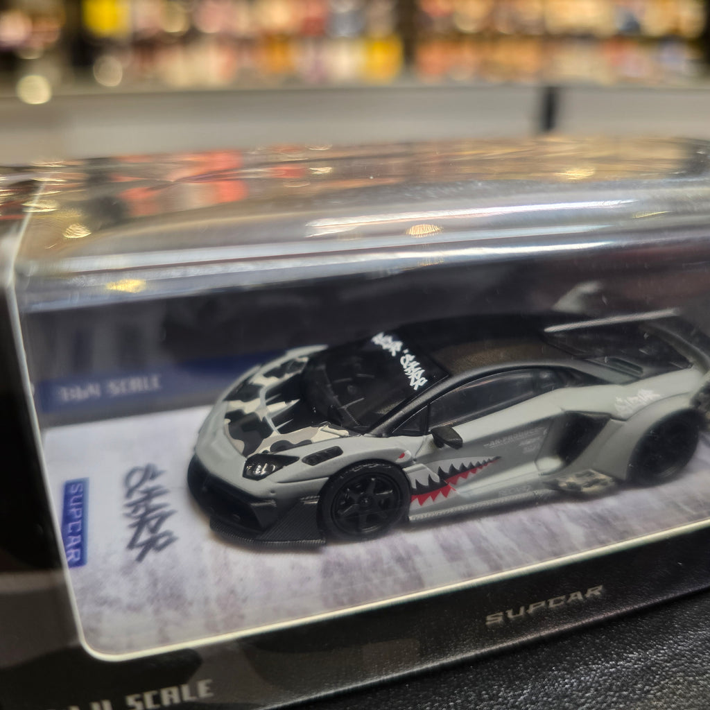 SUPCAR 1:64 Lamborghini GTEVO Shark Mouth Livery SC643834