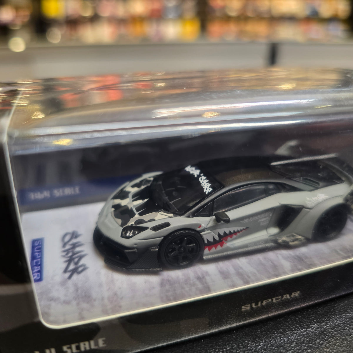 SUPCAR 1:64 Lamborghini GTEVO Shark Mouth Livery SC643834