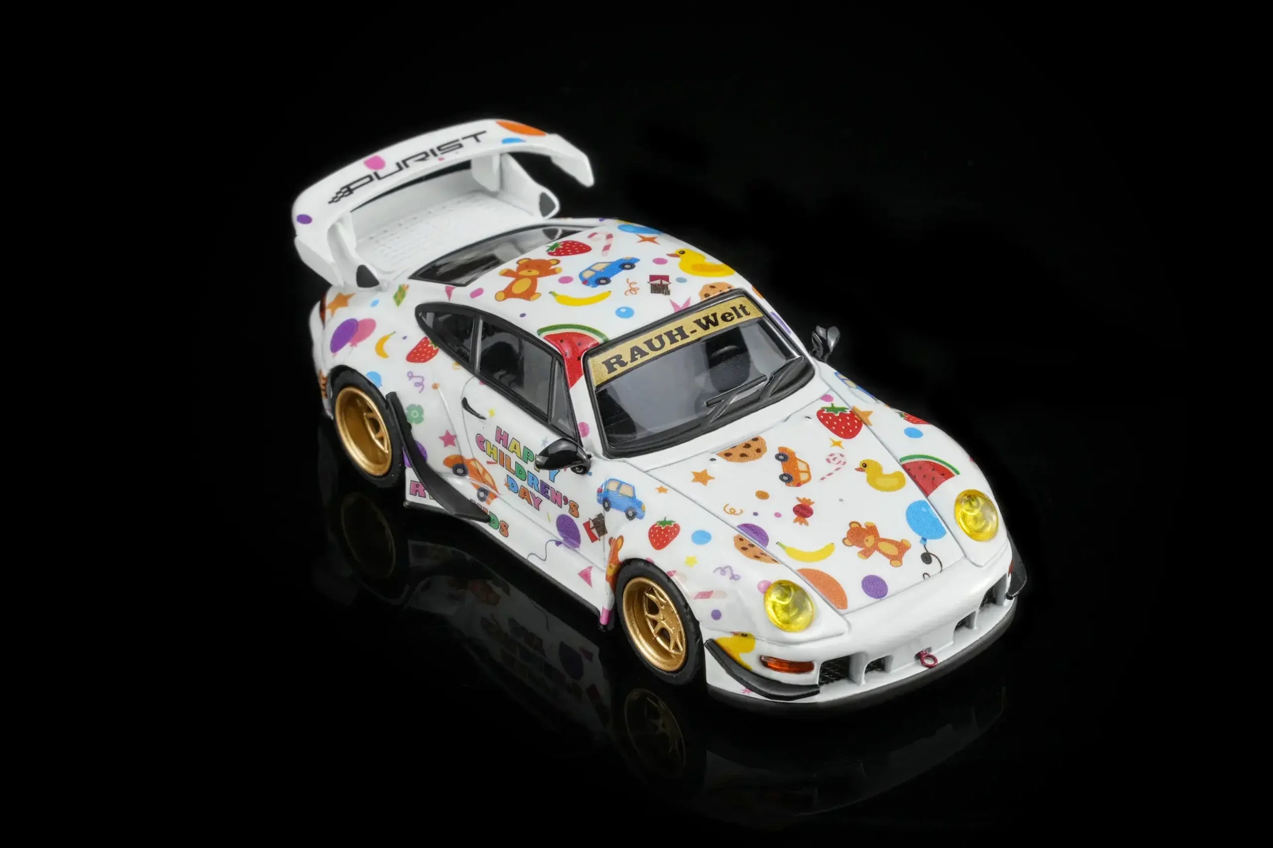 MOTORHELIX 1/64 RWB 993 Children’s Day Limited Edition M62210