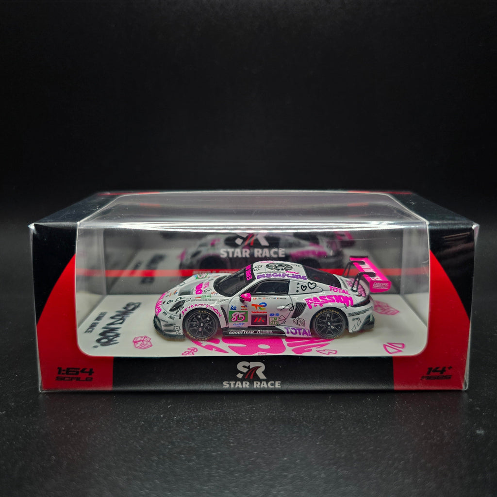 Star Race 1:64 Porsche 911 GT3 R White Pink Iron Dames #85