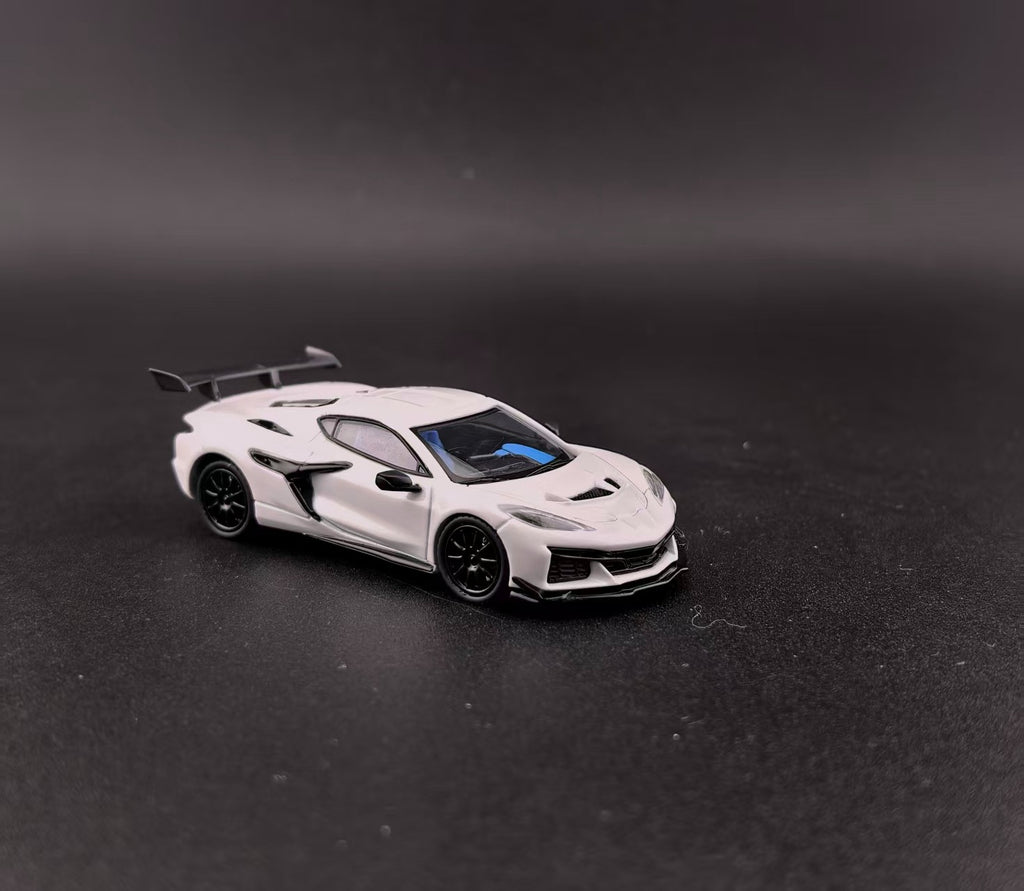 Fine Works 64 1/64 Corvette C8 ZR1 Diecast model