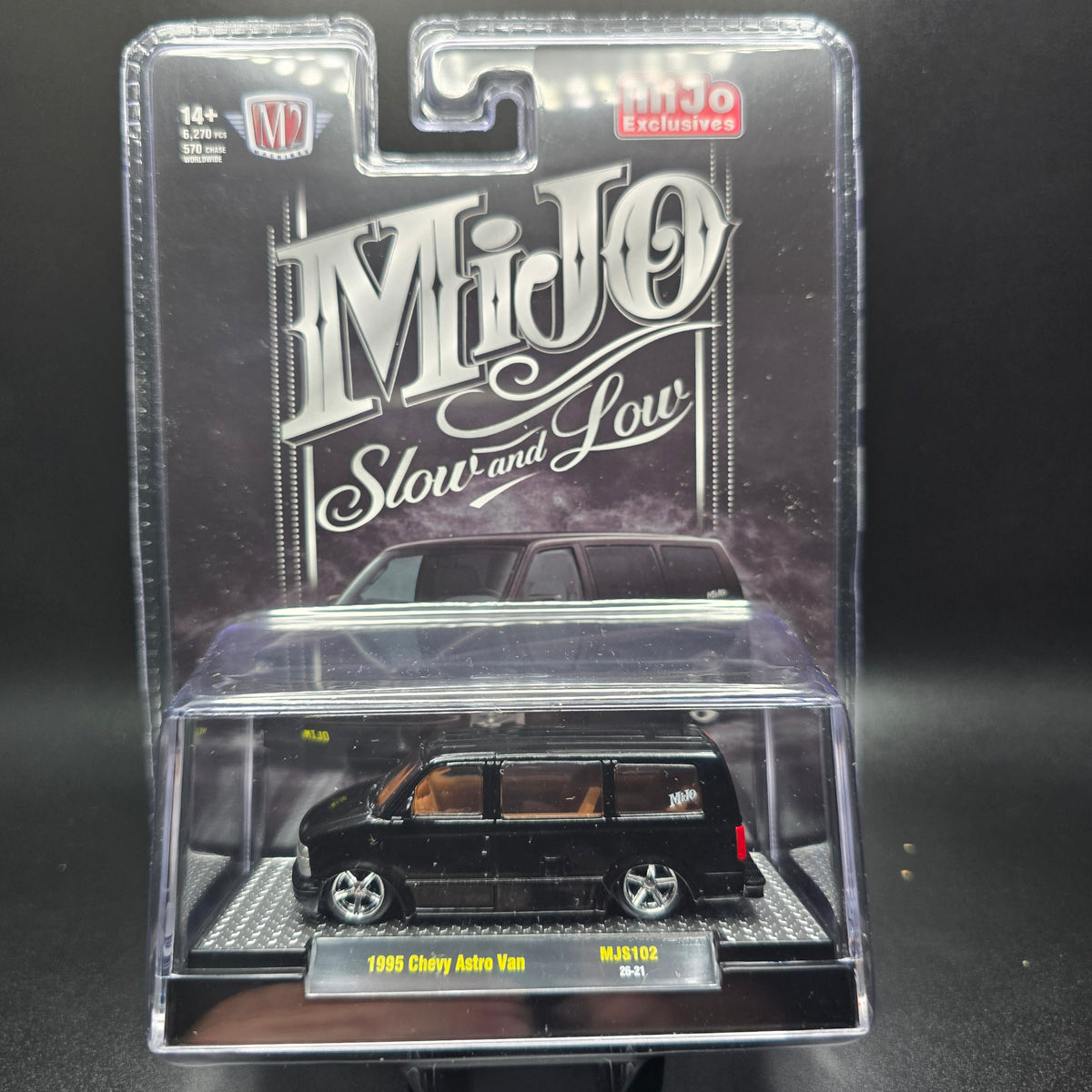 M2 Machines 1:64 1995 Chevrolet Astro Van Custom Slow & Low – Black – MiJo Exclusives