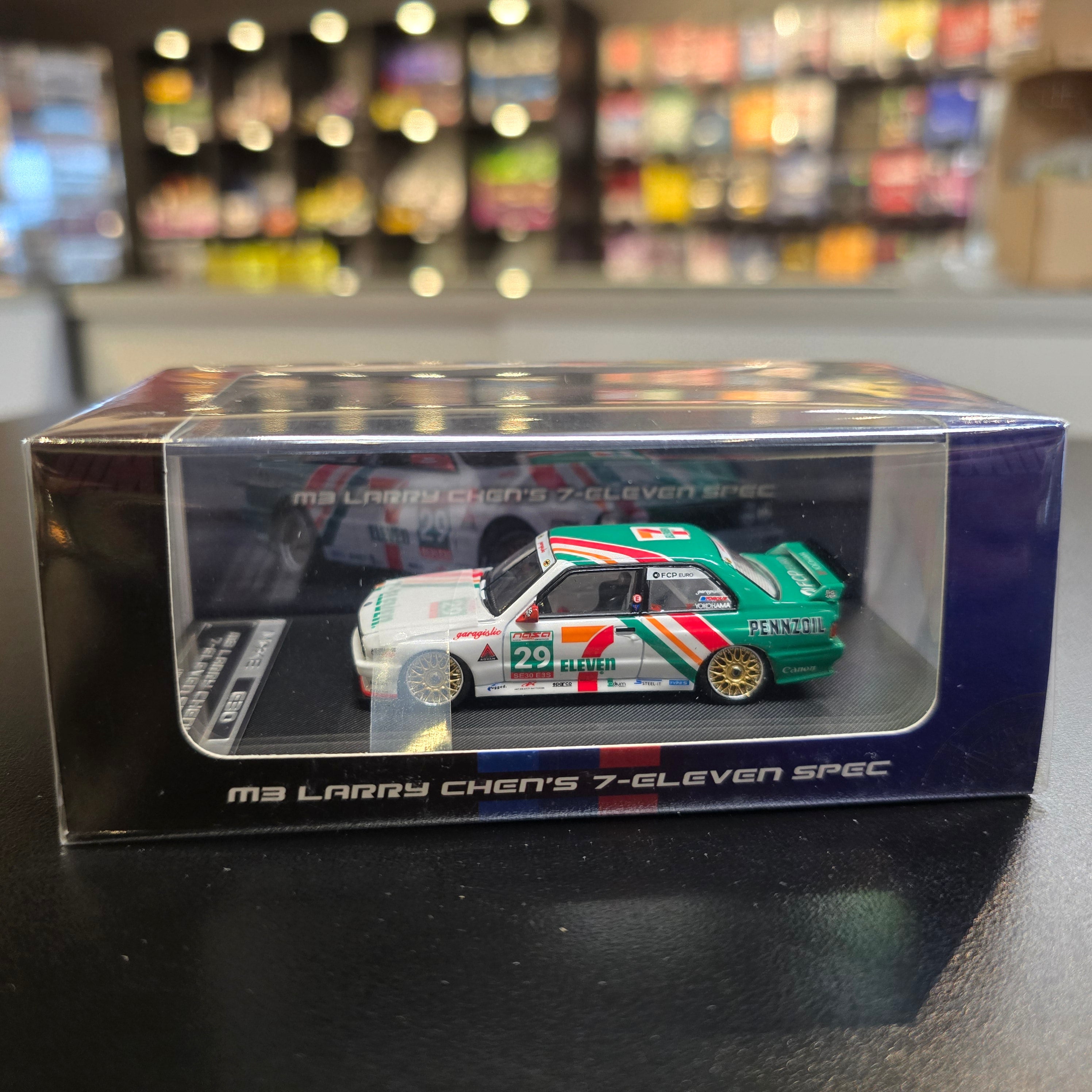 MOKE 1/64 BMW E30 M3 DTM Diecast 7-Eleven Livery (Larry Chen)