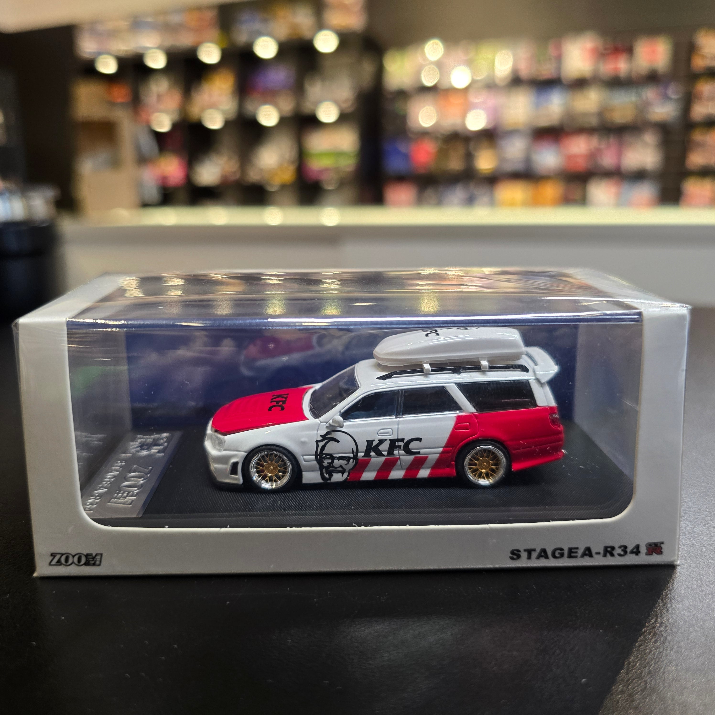 Zoom 1/64 Stagea 1st Generation WC34 260RS Wagon Diecast Model