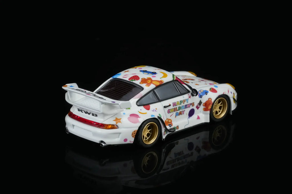 MOTORHELIX 1/64 RWB 993 Children’s Day Limited Edition M62210