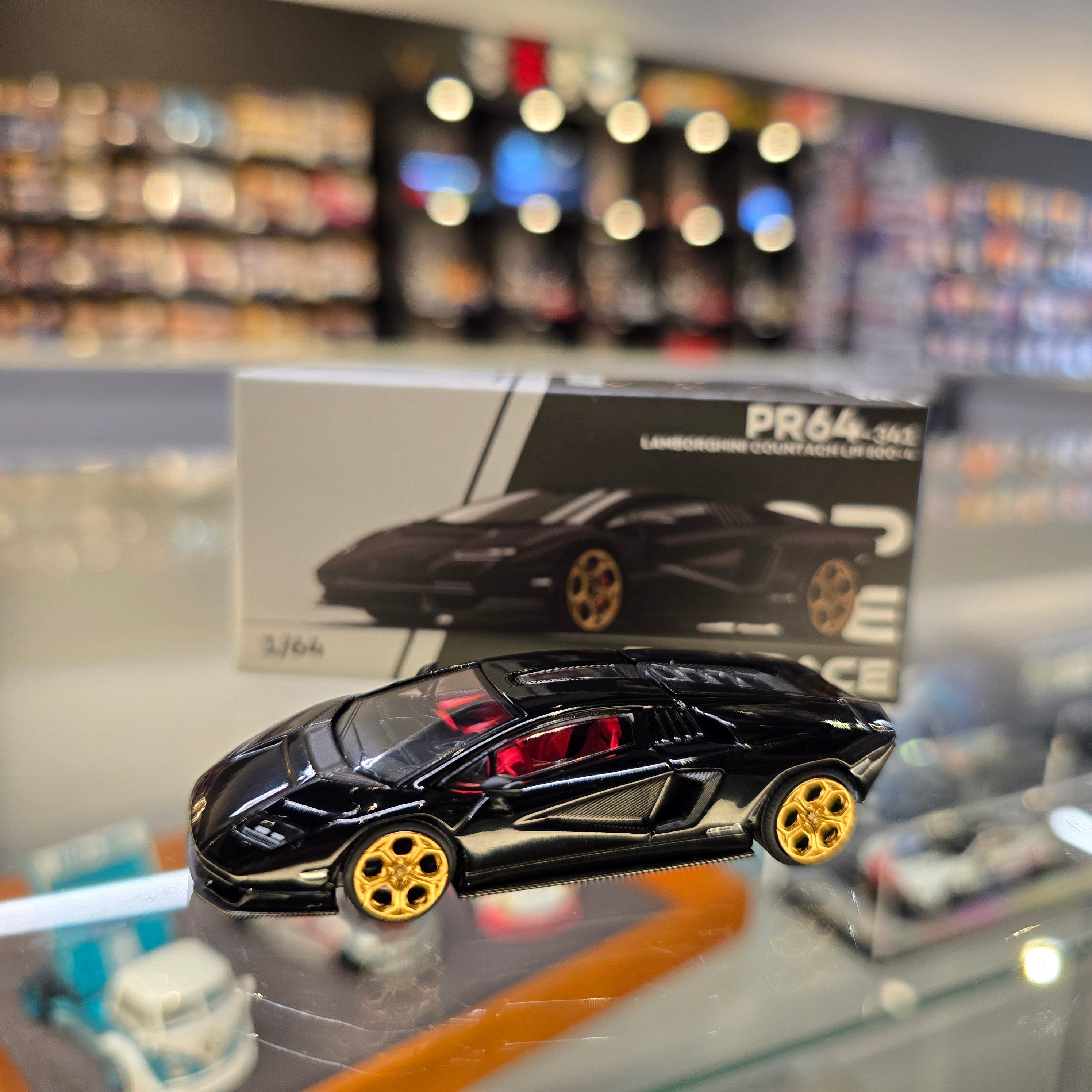 POP RACE 1/64 LAMBORGHINI COUNTACH LPI 800-4 DEEP BLACK PR640341