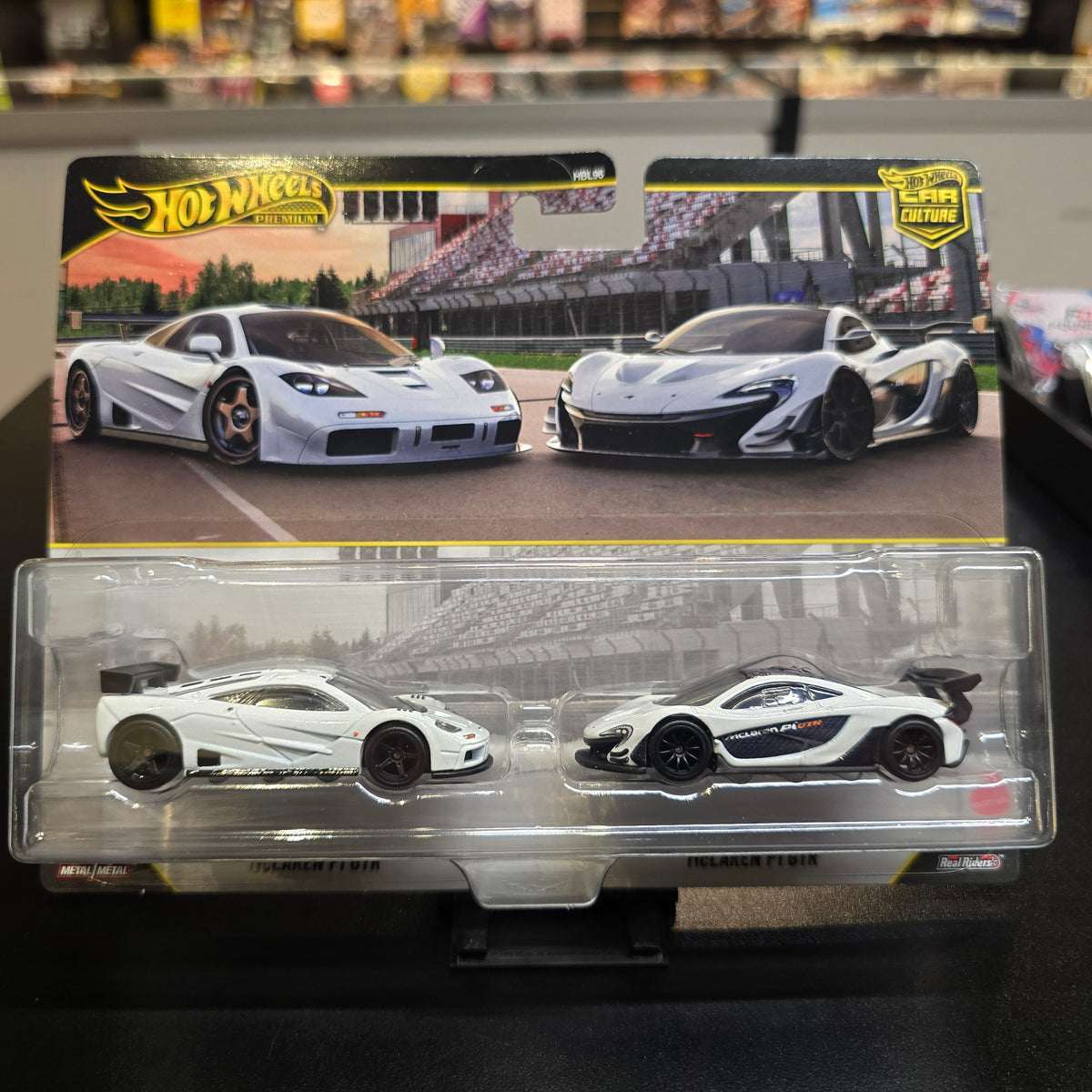 Hot Wheels Car Culture 2 Pack MCLAREN FI GTR & MCLAREN P1 GTR