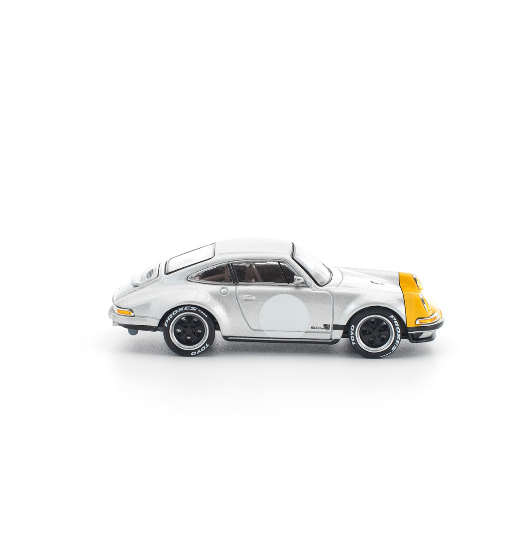 POP RACE 1/64 SINGER 911 SCCS HOMAGE YELLOW/SILVER PR640201