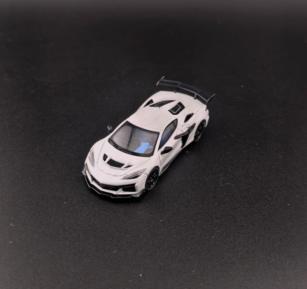 Fine Works 64 1/64 Corvette C8 ZR1 Diecast model