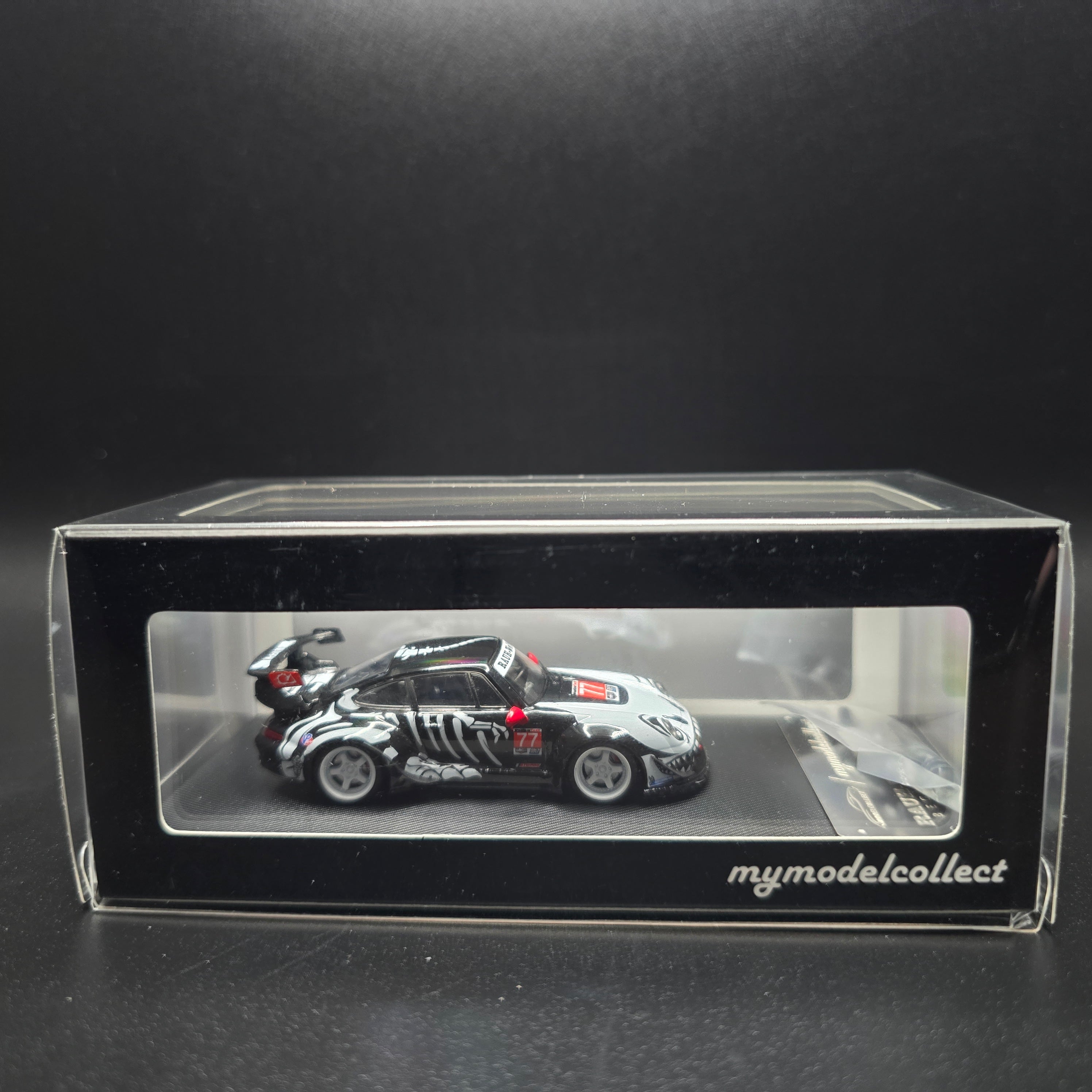 MC 1/64 RWB 993 Skeleton Bone Dragon Livery with Figure