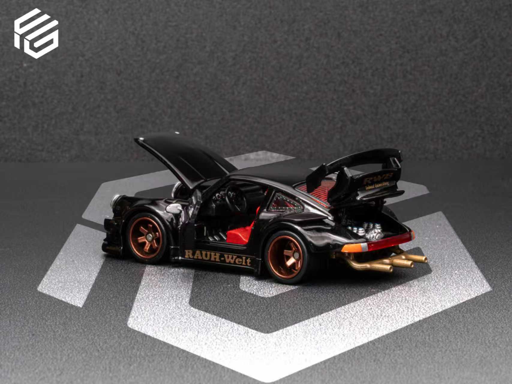 FG RWB 930 Fully Opening Black
