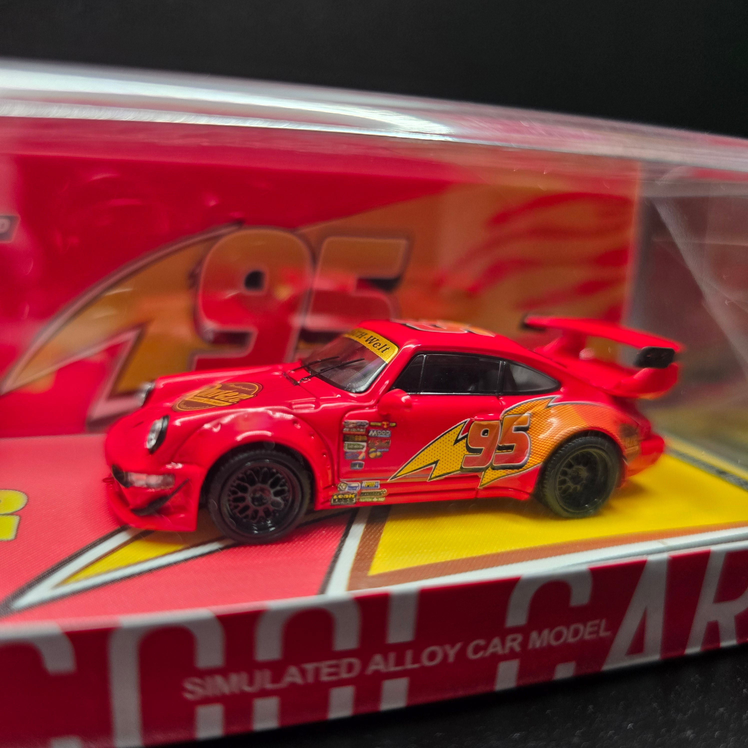 Cool Car 1:64 Porsche 964 Lightning McQueen Livery