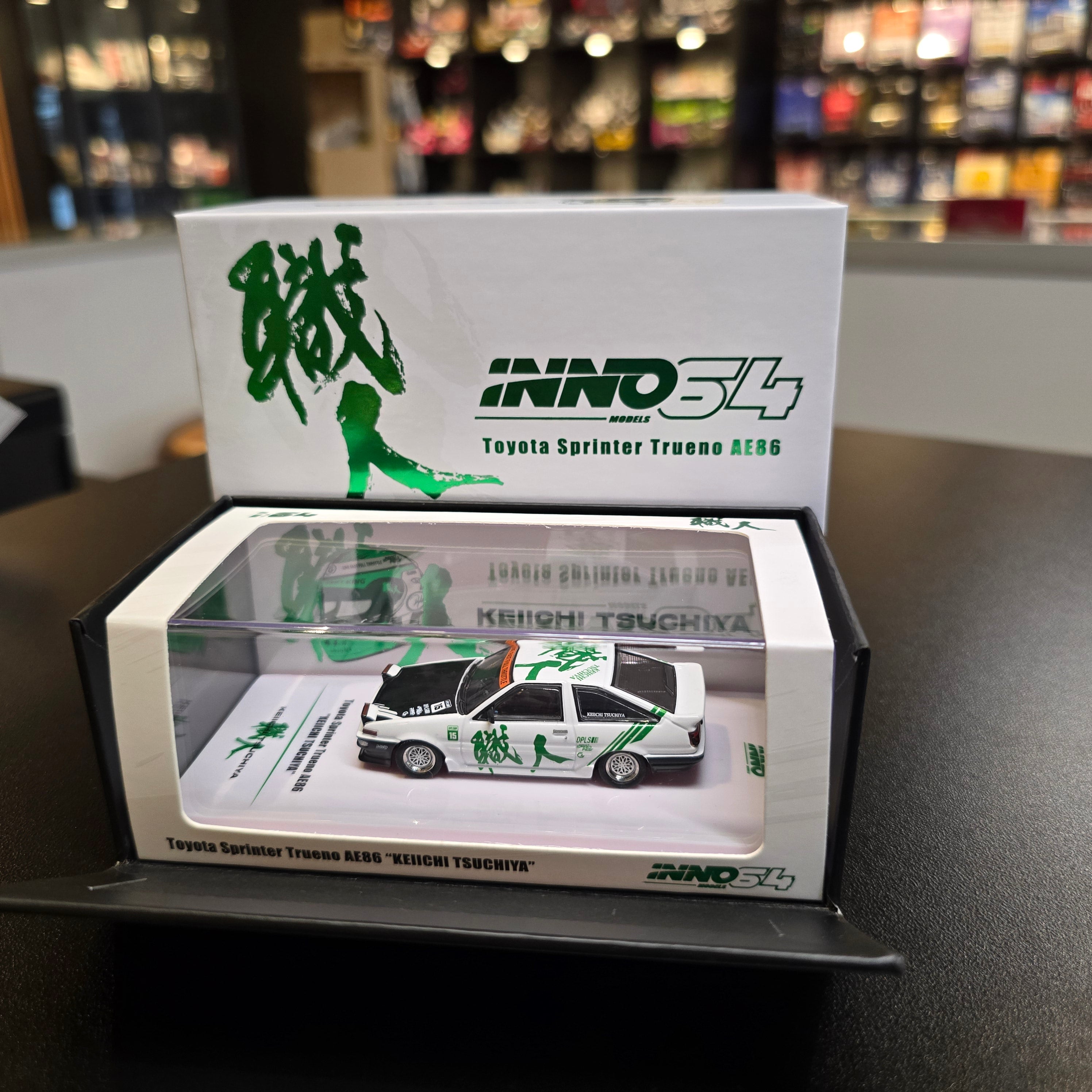 INNO64 1/64 TOYOTA SPRINTER TRUENO AE86 "KEIICHI TSUCHIYA" Limited Edition