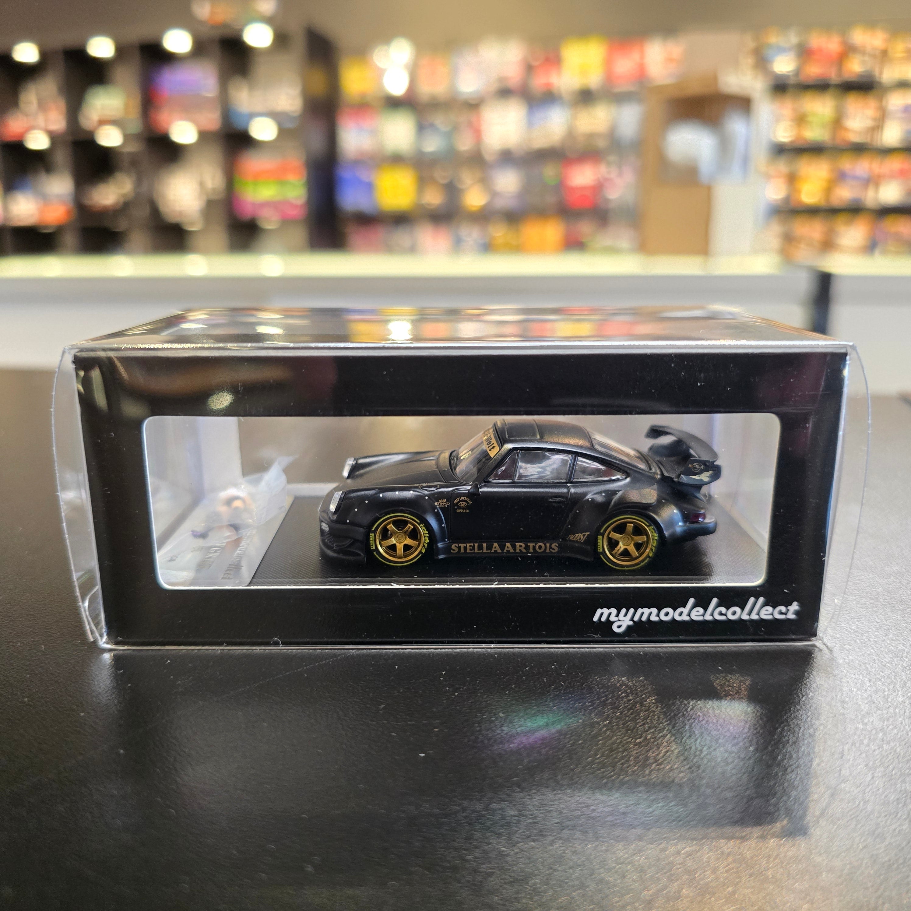MC Porsche RWB 930 Stella Artois with Firgure