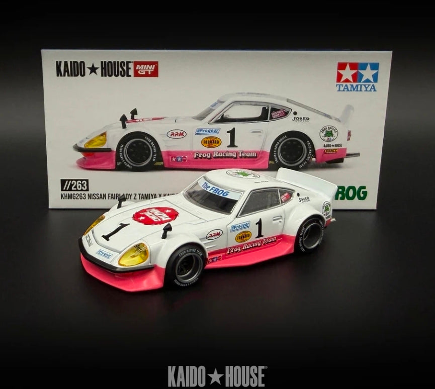 Kaido House 1:64 Nissan Fairlady Z Tamiya x Kaido House The Frog V1 – White/Pink #263