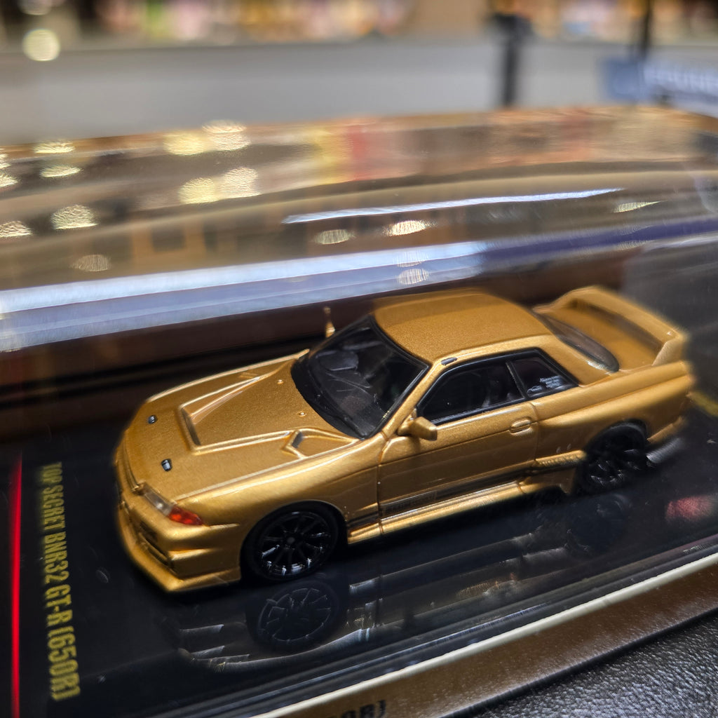 Inno64 1:64 TOP SECRET Nissan Skyline BNR32 GT-R (650R) Gold