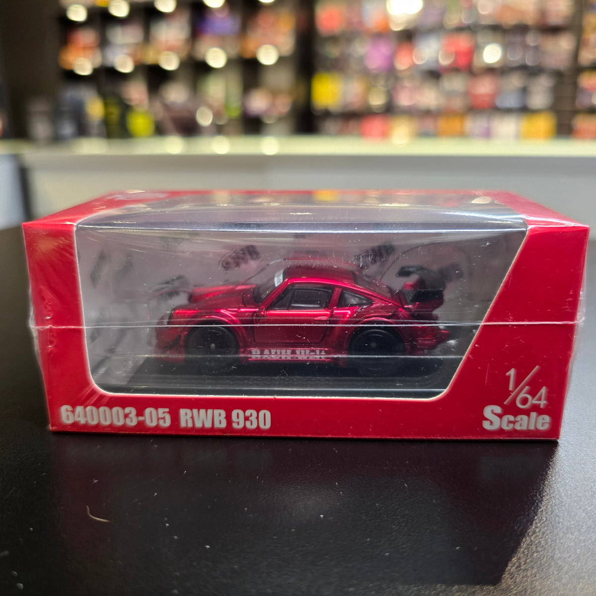 FG 1:64 RWB 930 Transparent Red Full Opening Parts