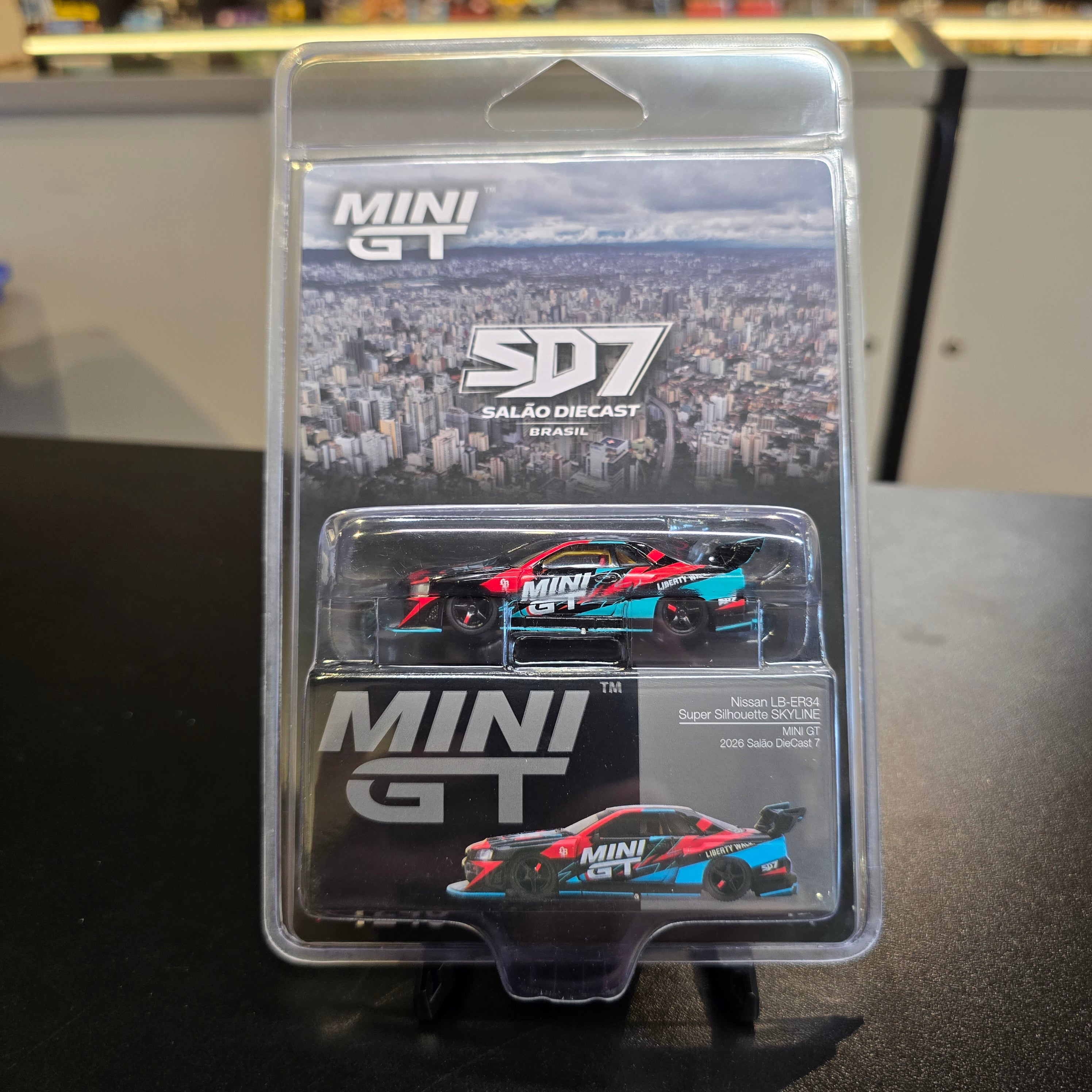 Mini GT SD7 Salao Diecast Brazil Exclusive Nissan LB-RE34 Super Silhouette Skyline