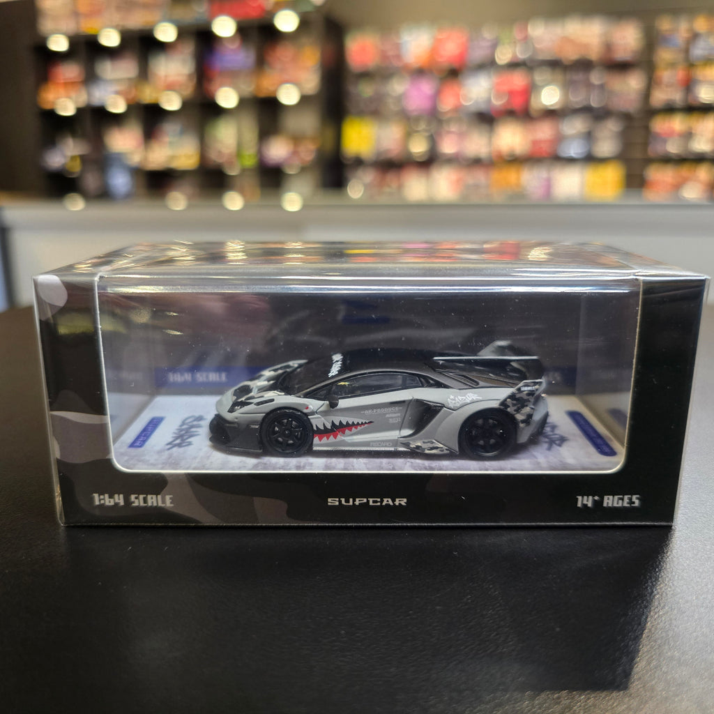 SUPCAR 1:64 Lamborghini GTEVO Shark Mouth Livery SC643834