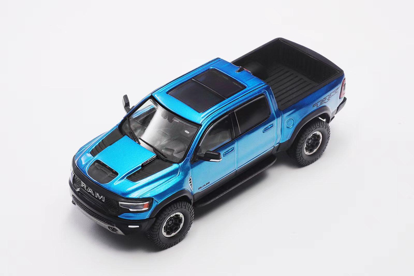 Shadow Pro 1:64 Ram 1500 TRX 2023 Pickup Blue