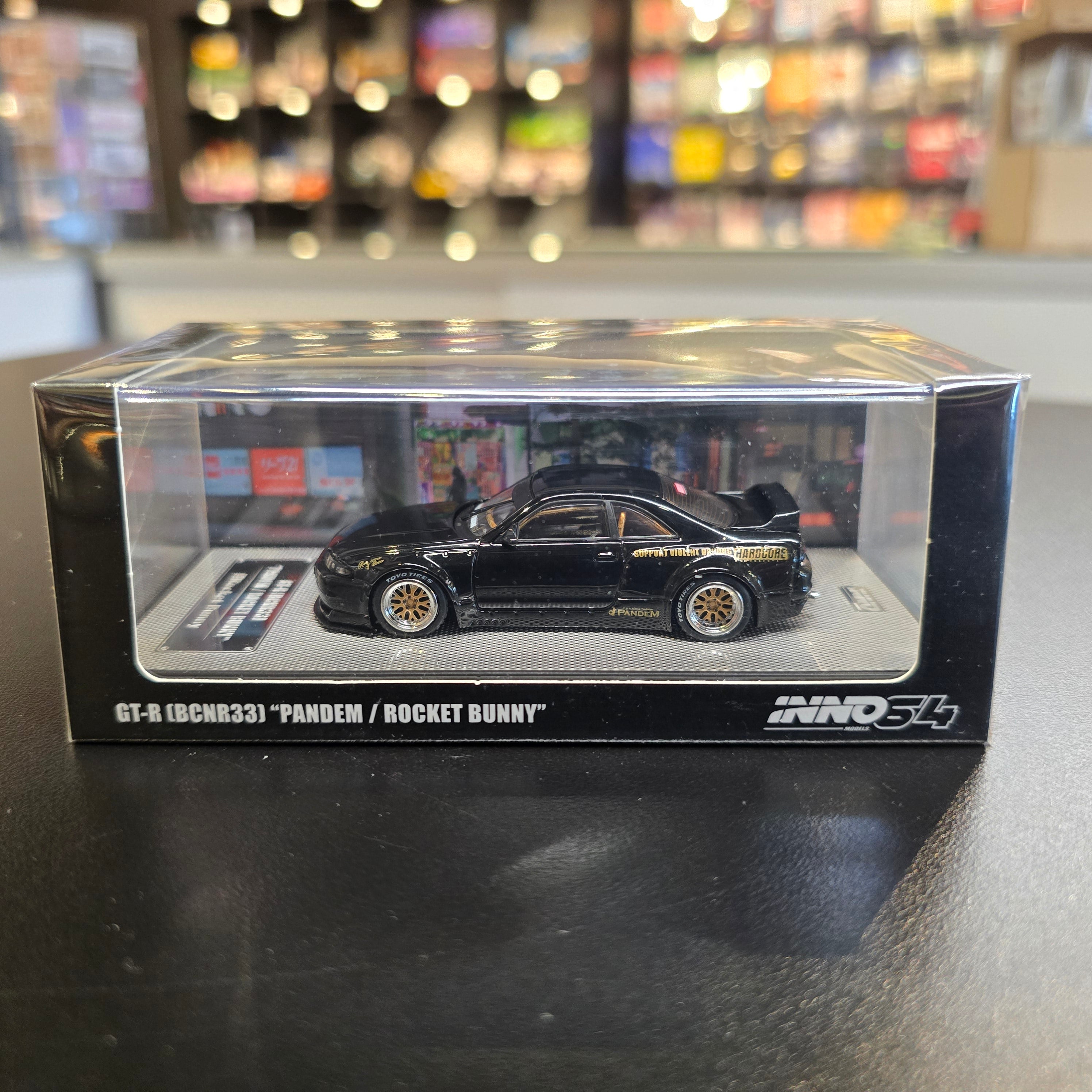 INNO64 1/64 PANDEM GT-R (BCNR33) Black IN64-R33P-BLA