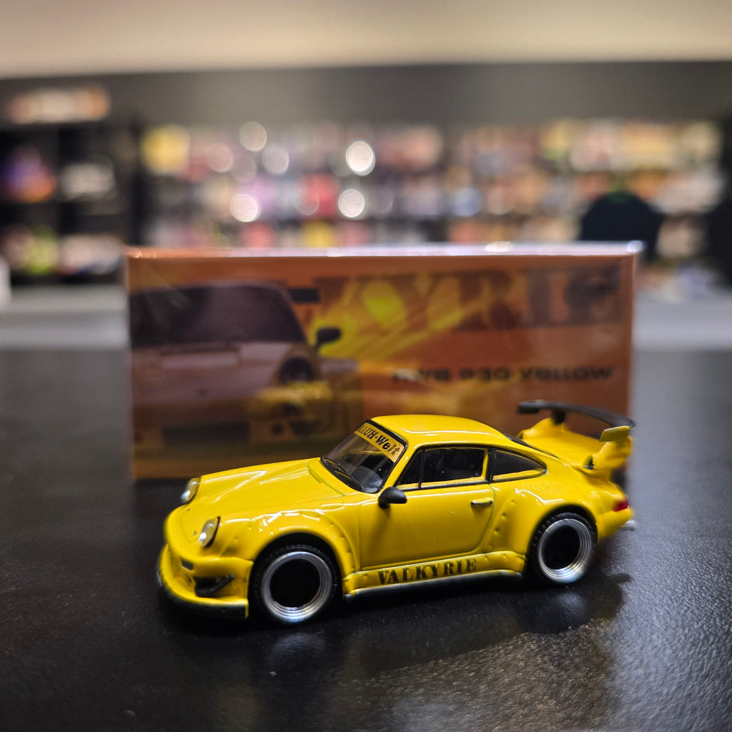 MODELMODEL 1/64 RWB 930 Valkyrie Yellow (Paper Box) MM64-RWB930-005