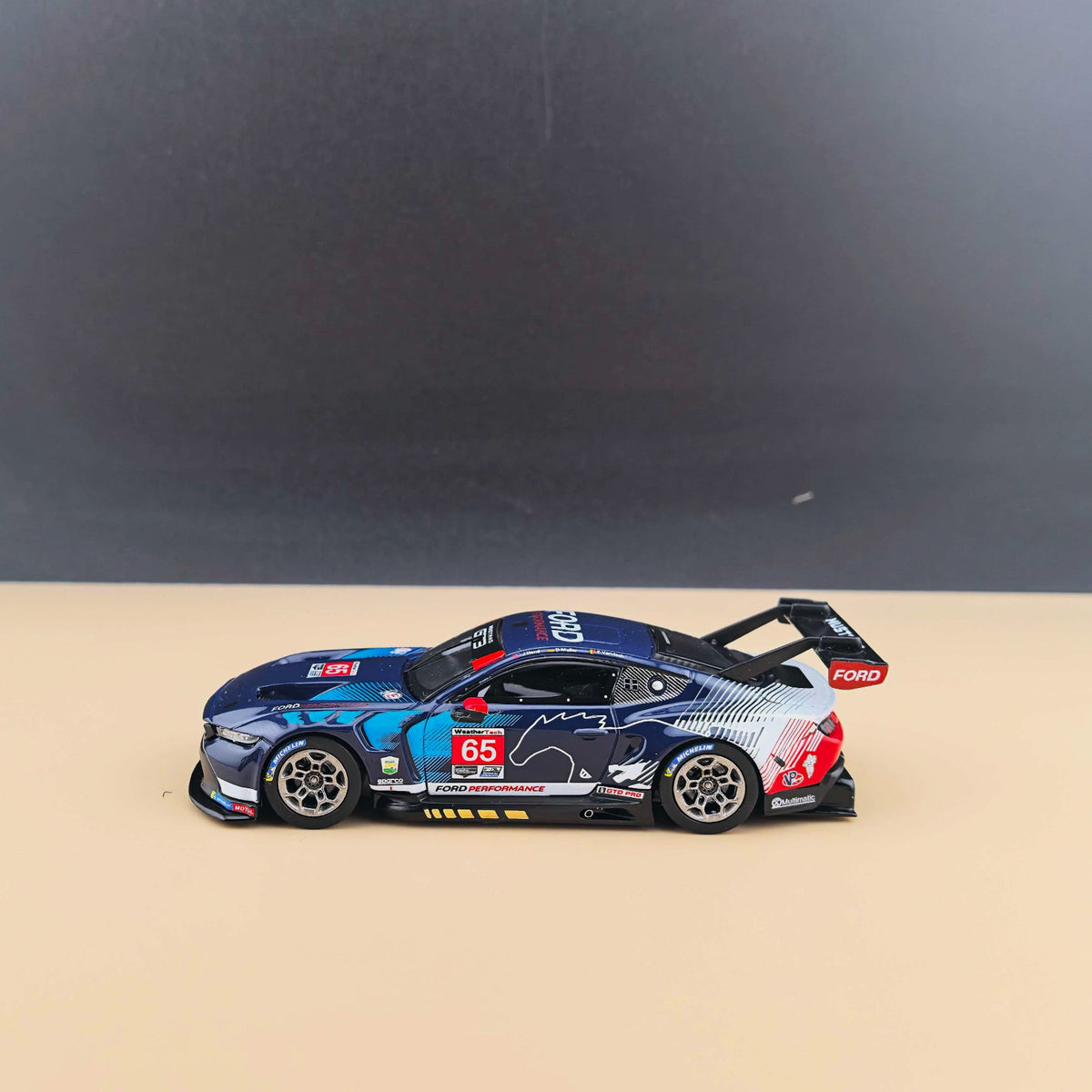 Elowen Art 1/64 Ford Mustang GT3 Race Car Model