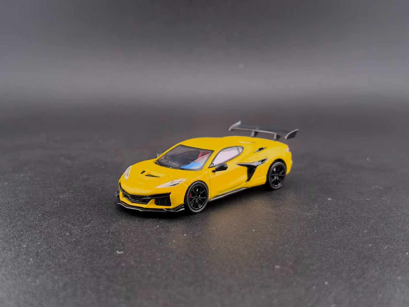 Fine Works 64 1/64 Corvette C8 ZR1 Diecast model