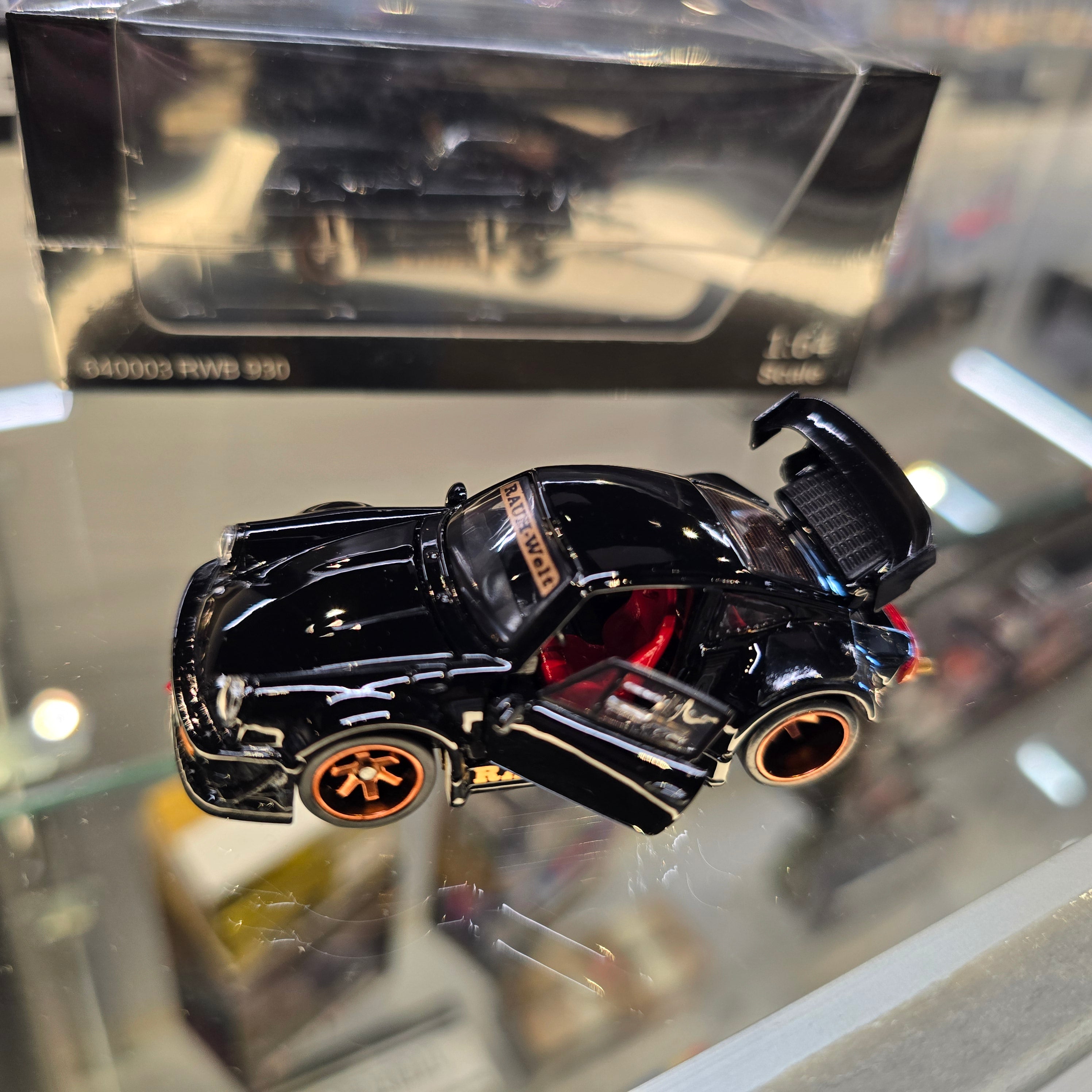 FG RWB 930 Fully Opening Black
