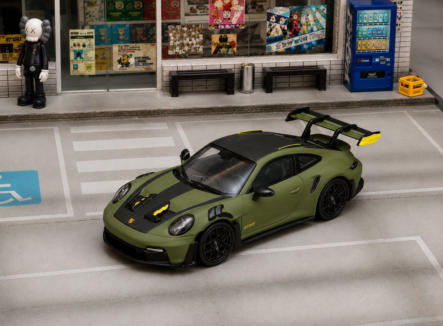 Street Weapon 1/64 Porsche 992 GT3 RS Matte Green