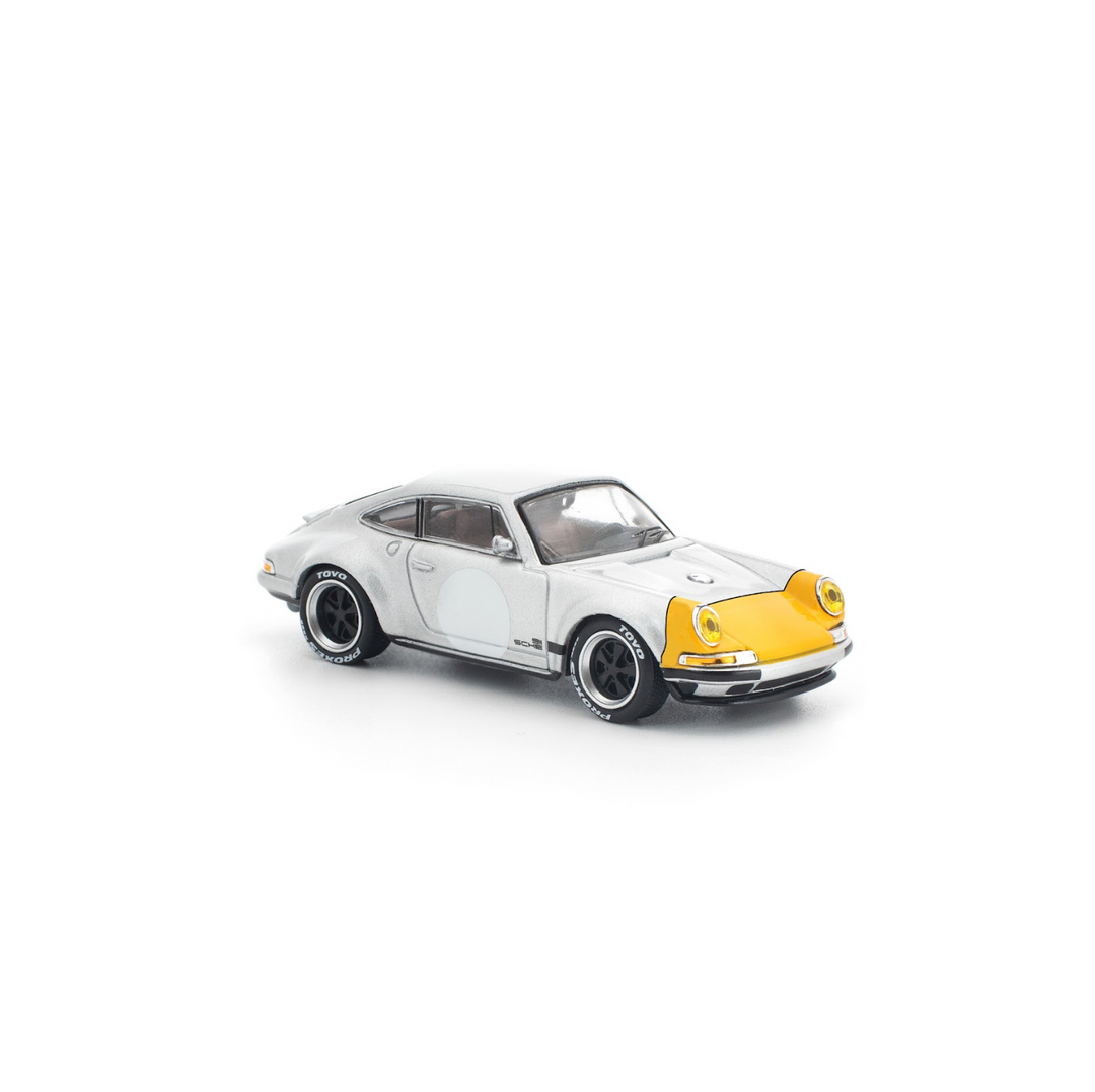 POP RACE 1/64 SINGER 911 SCCS HOMAGE YELLOW/SILVER PR640201