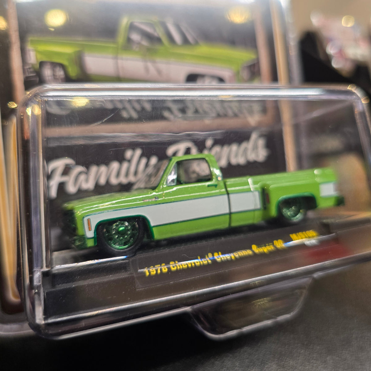 *CHASE* M2 Machines 1:64 2026 “C10s In The Park” 1978 Chevrolet Cheyenne Super 30 – Two-Tone Green White