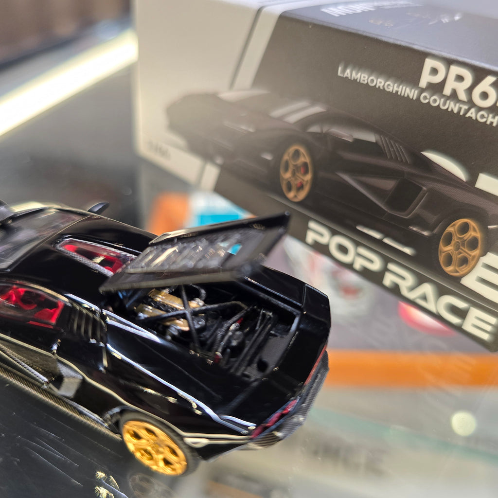 POP RACE 1/64 LAMBORGHINI COUNTACH LPI 800-4 DEEP BLACK PR640341