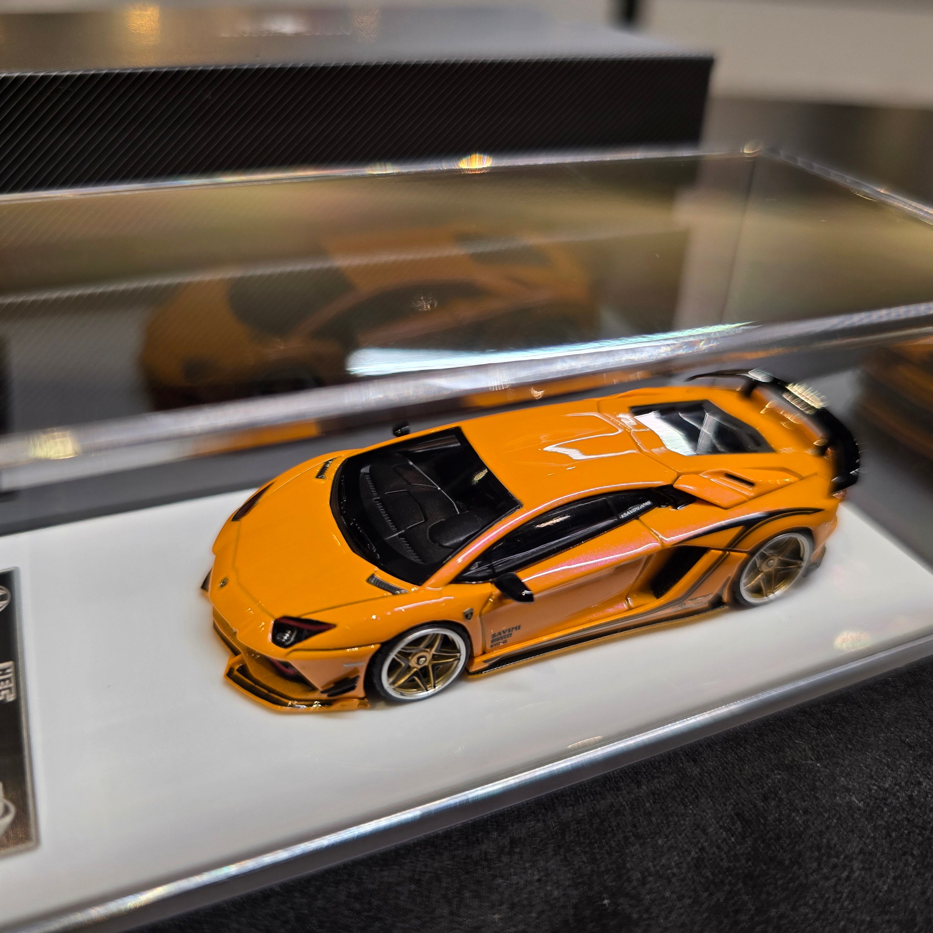 Rotating Wheel 1:64 Alloy Car Model Rowen Aventador S